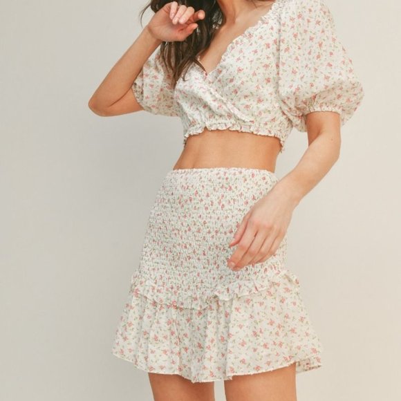 2 piece set: Boho Floral Print Crop Top & Ruffle Hem Skirt Set - Picture 1 of 6